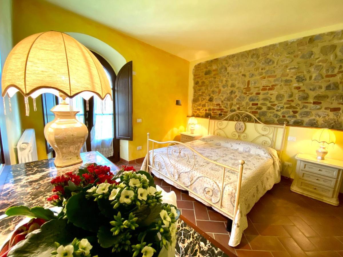 Agriturismo L'Antica Quercia Pomarance Kültér fotó