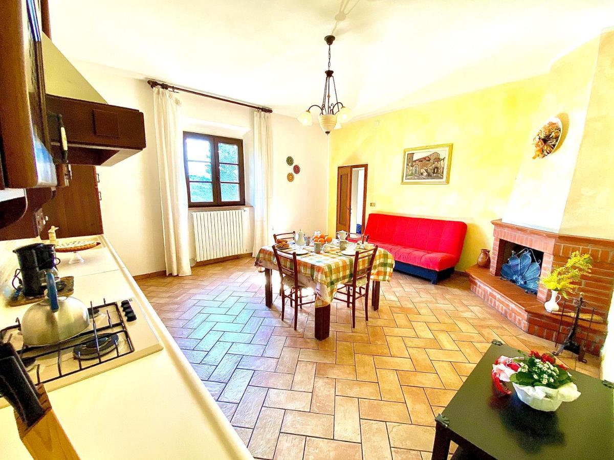 Agriturismo L'Antica Quercia Pomarance Kültér fotó