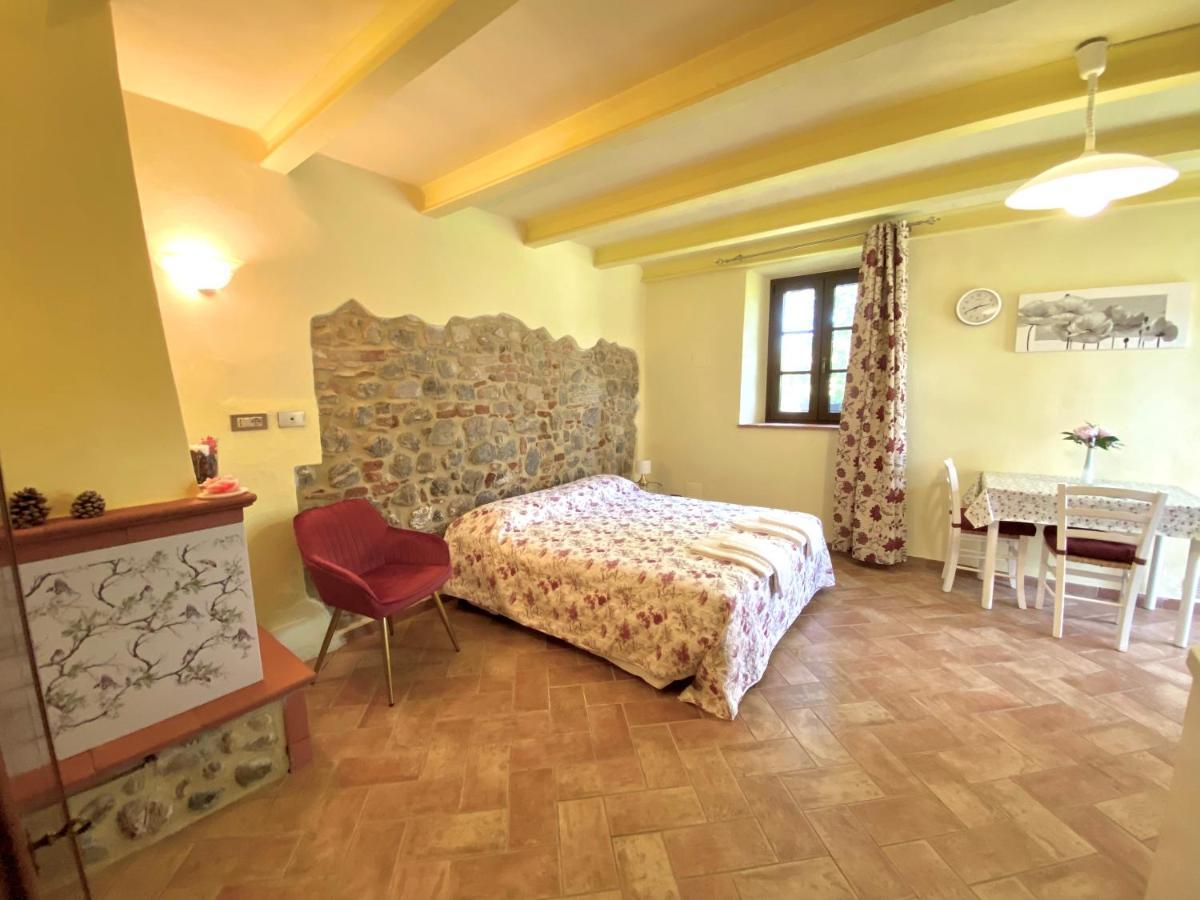 Agriturismo L'Antica Quercia Pomarance Kültér fotó