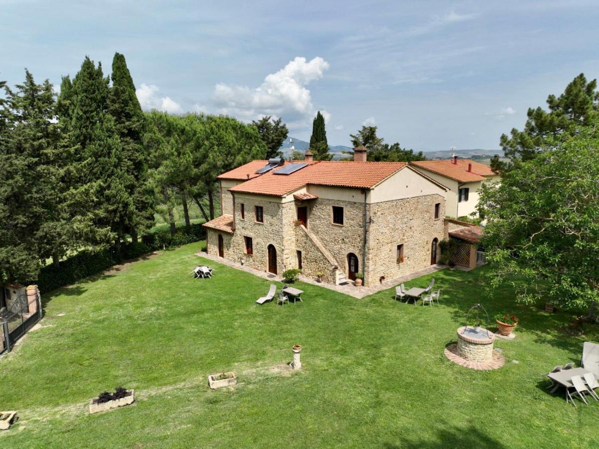 Agriturismo L'Antica Quercia Pomarance Kültér fotó
