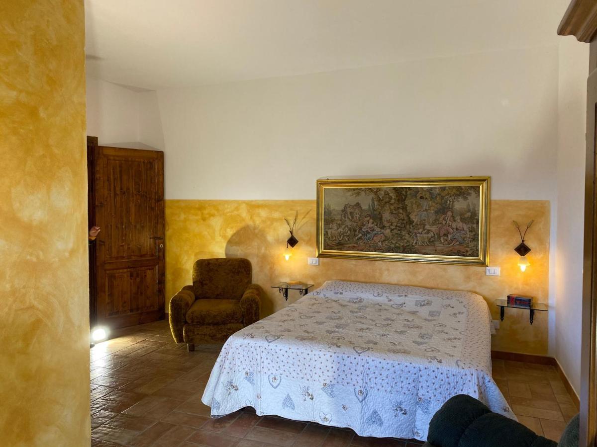 Agriturismo L'Antica Quercia Pomarance Kültér fotó